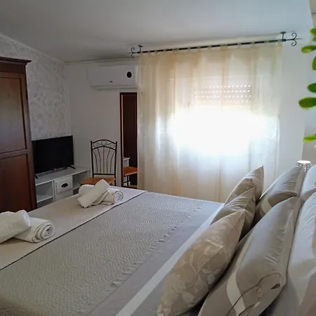 Biodelfico Mare, Calanchi Montalbano, Matera *